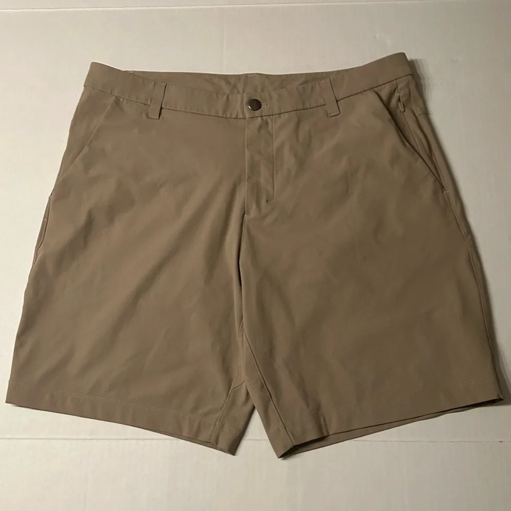 Lululemon Commission Short Slim *Warpstreme 9" Tofino Sand Size 34